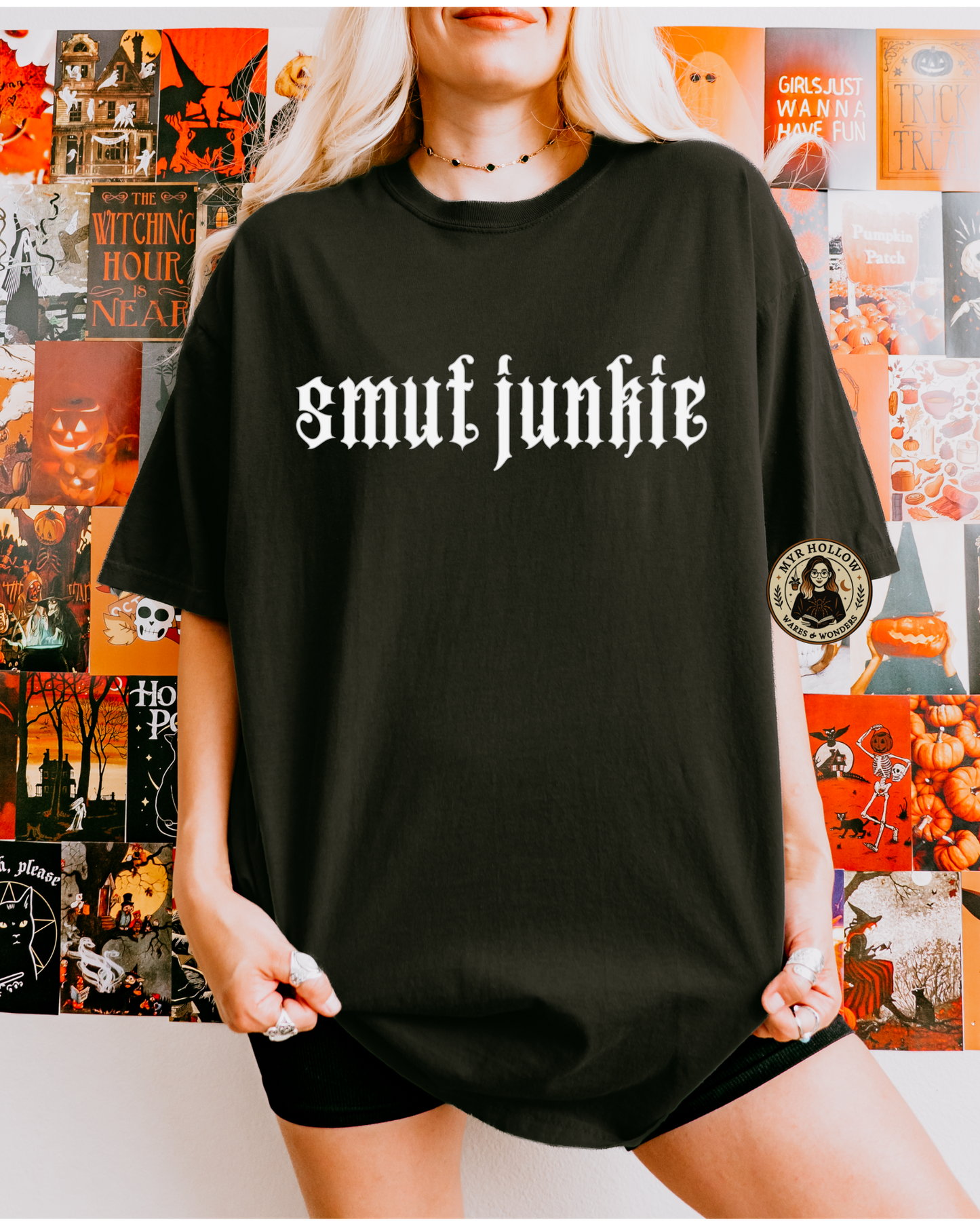 Smut Junkie Tee – For the Spicy Bookworm